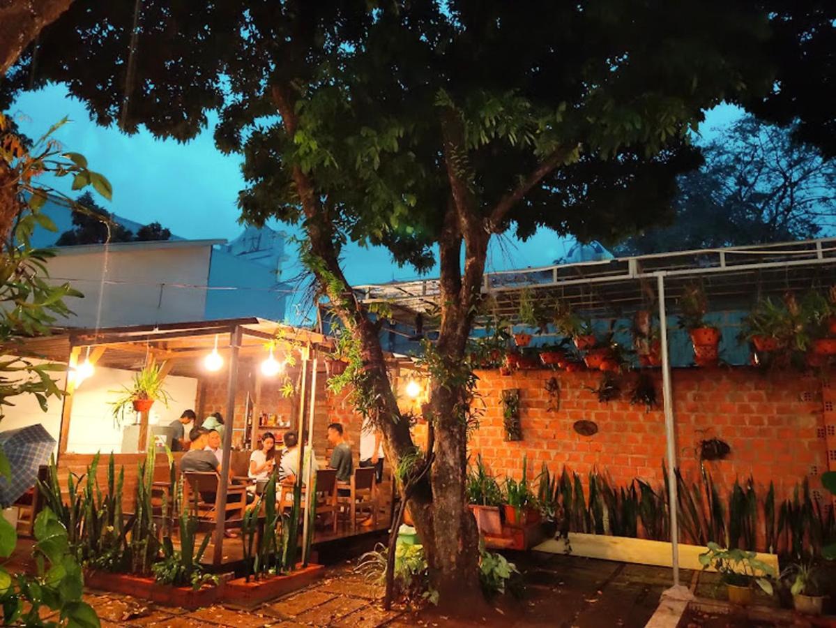 Homestay Vuon Nhan Pleiku Exterior photo